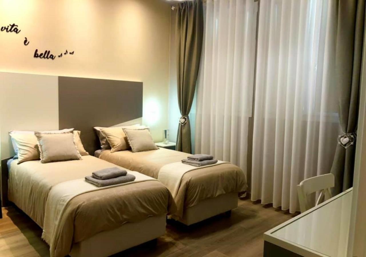 Room Sweet Room 2 Болоня Екстериор снимка