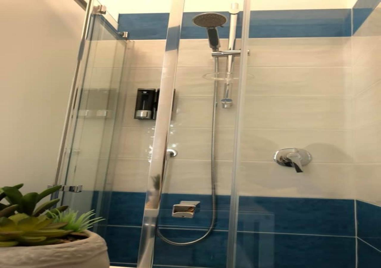 Room Sweet Room 2 Болоня Екстериор снимка